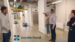 Hoe mobiele robots de zorg ontlasten: een kijkje bij het Zuyderland ziekenhuis. Robotoplossingen voor personeel werkdrukverlagen.