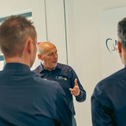 Wilt u het maximale uit uw motion toepassing halen? Met onze jarenlange ervaring, de Yaskawa I Cube controller en de Sigma 7 en Sigma X servo’s hebben wij alle kennis en tools in huis om de juiste oplossing voor uw systeem te kiezen. Neem contact met ons op, dan bespreken we samen welke opties het beste passen bij uw toepassing en hoe u efficiënt en nauwkeurig uw processen kunt optimaliseren.